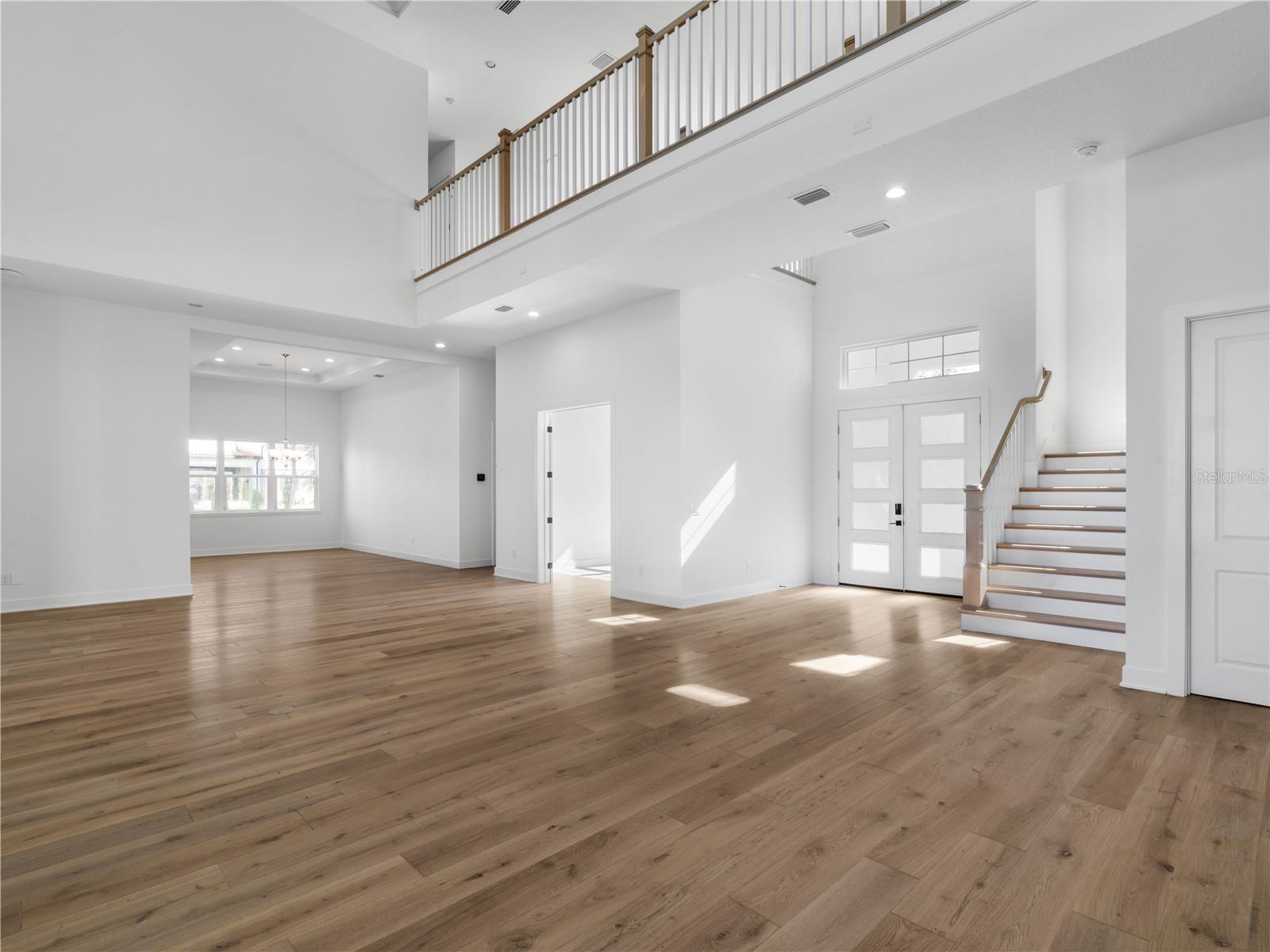 BELLA COLLINA - Residential