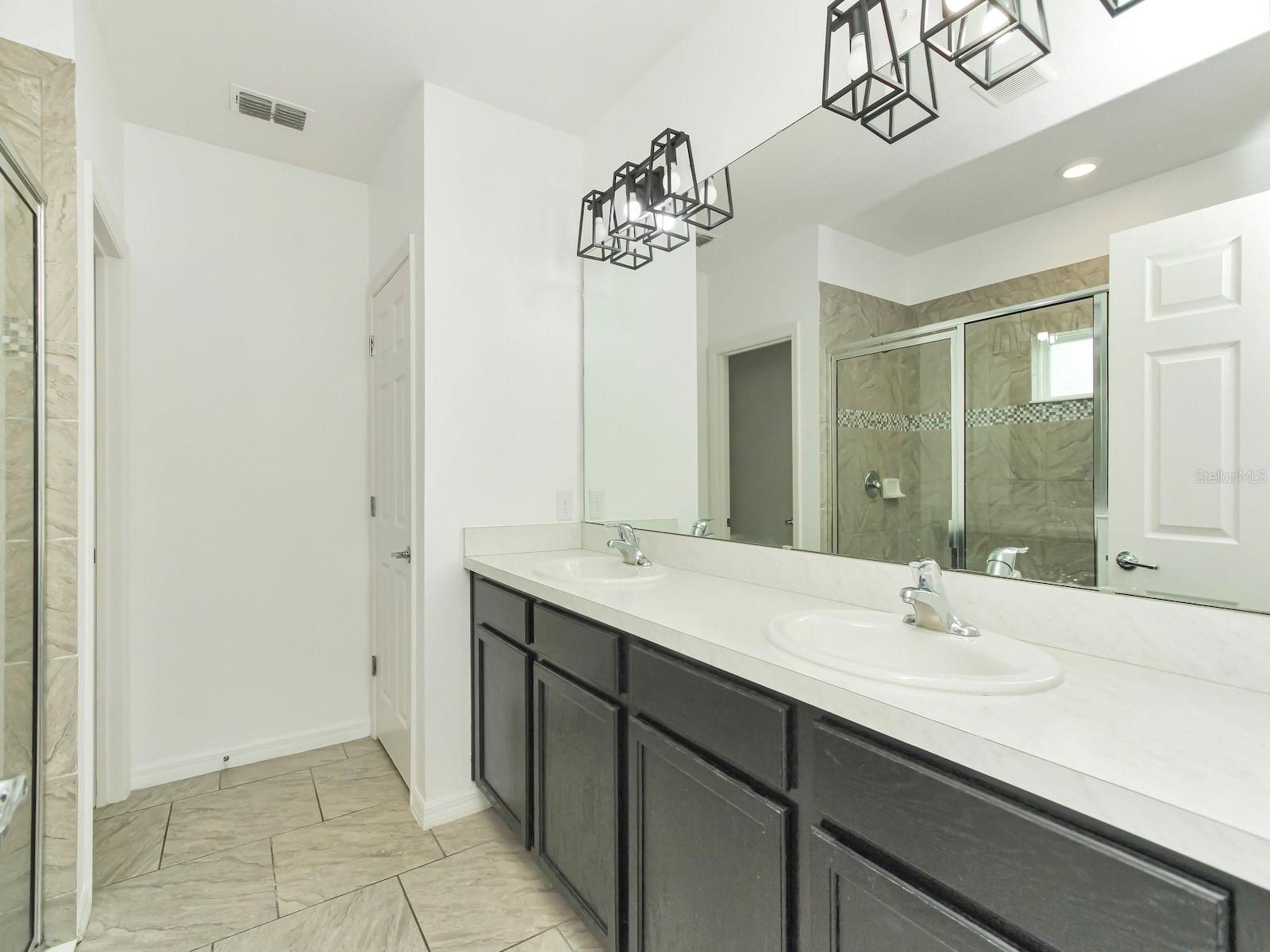 HICKORY GROVE PH 1 - Residential