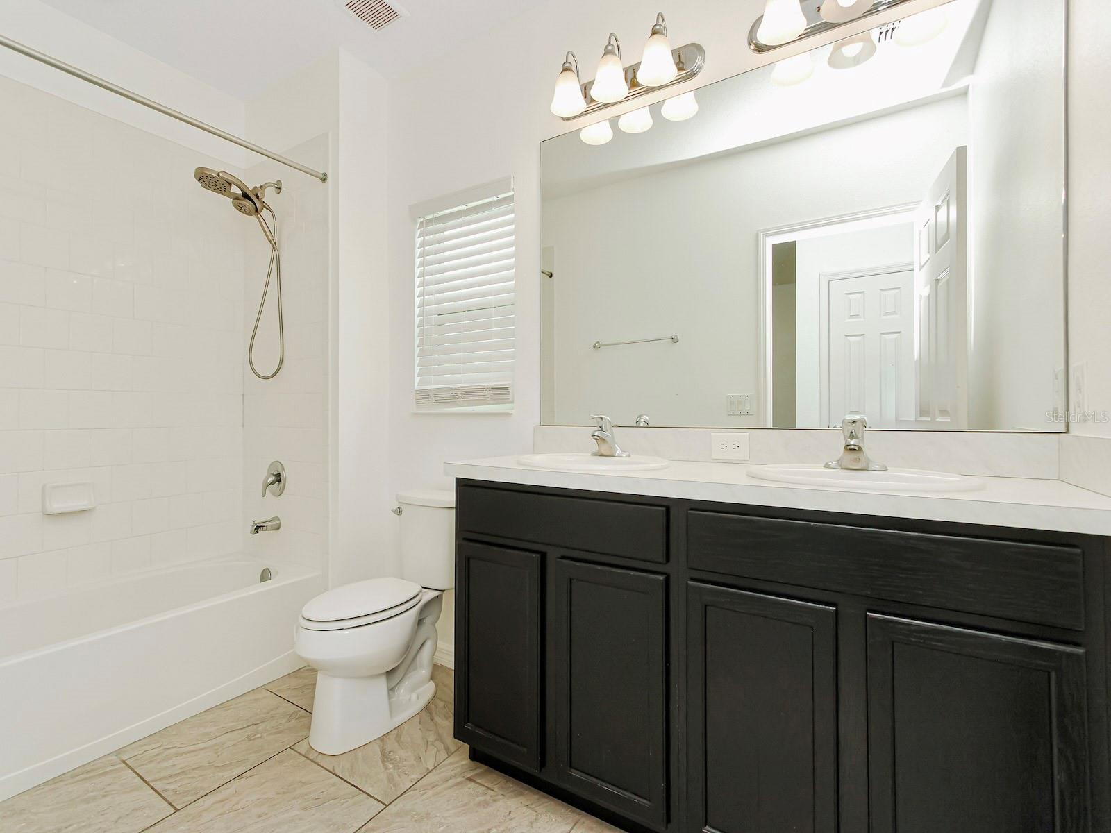 HICKORY GROVE PH 1 - Residential