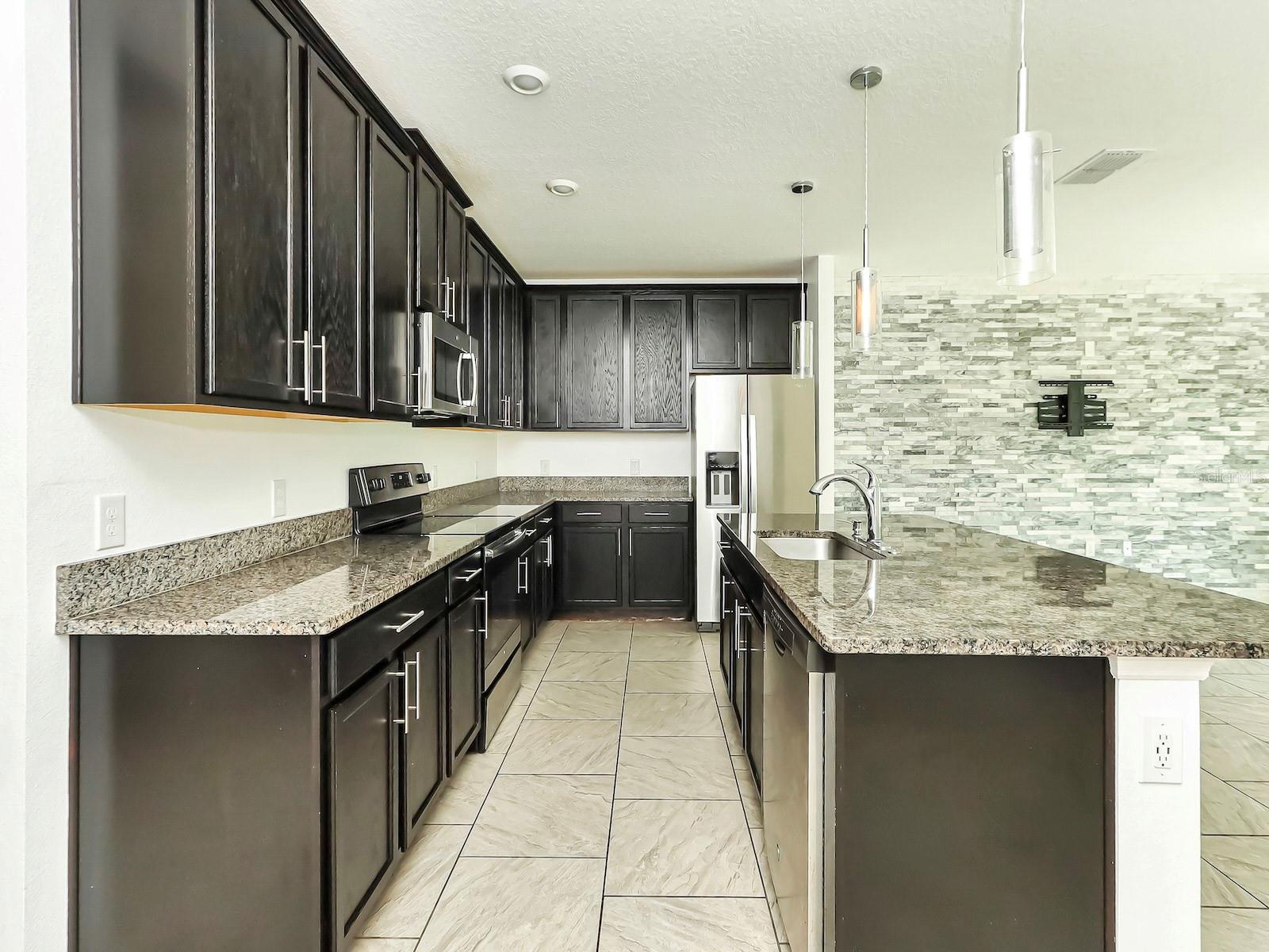 HICKORY GROVE PH 1 - Residential
