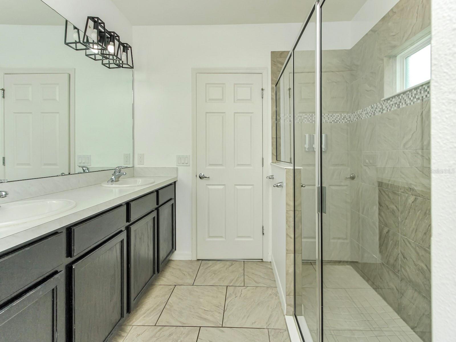 HICKORY GROVE PH 1 - Residential