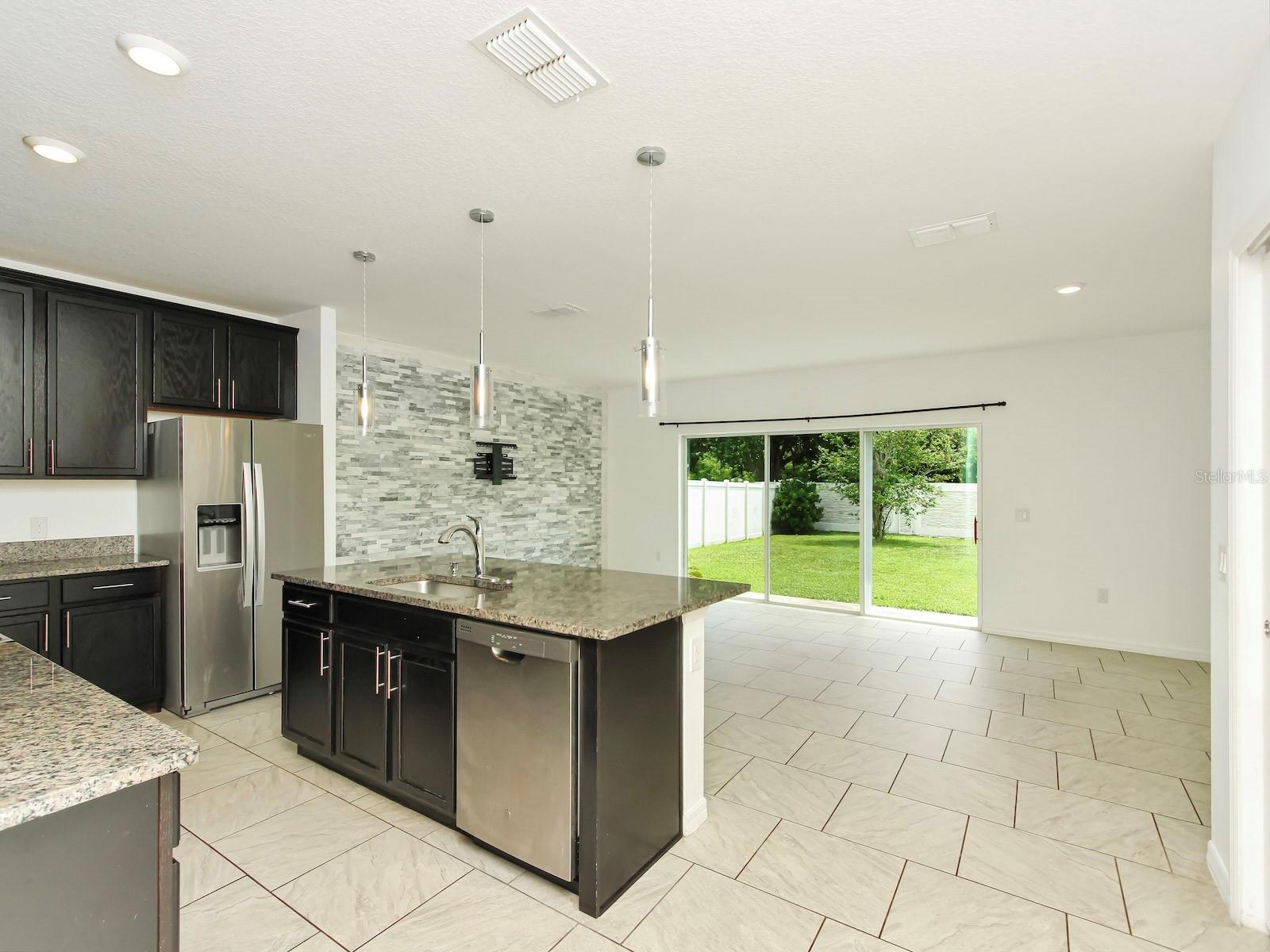 HICKORY GROVE PH 1 - Residential