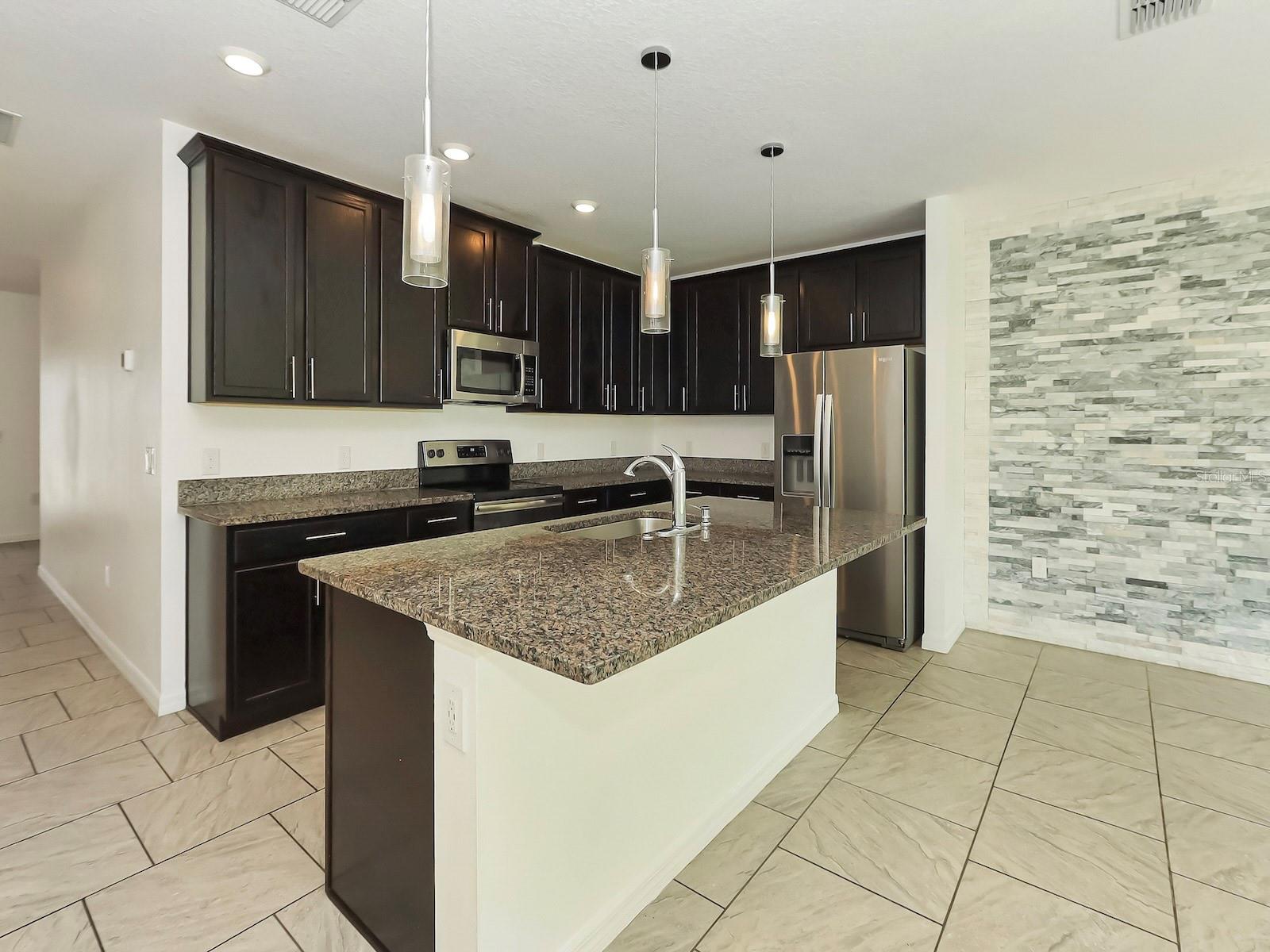 HICKORY GROVE PH 1 - Residential
