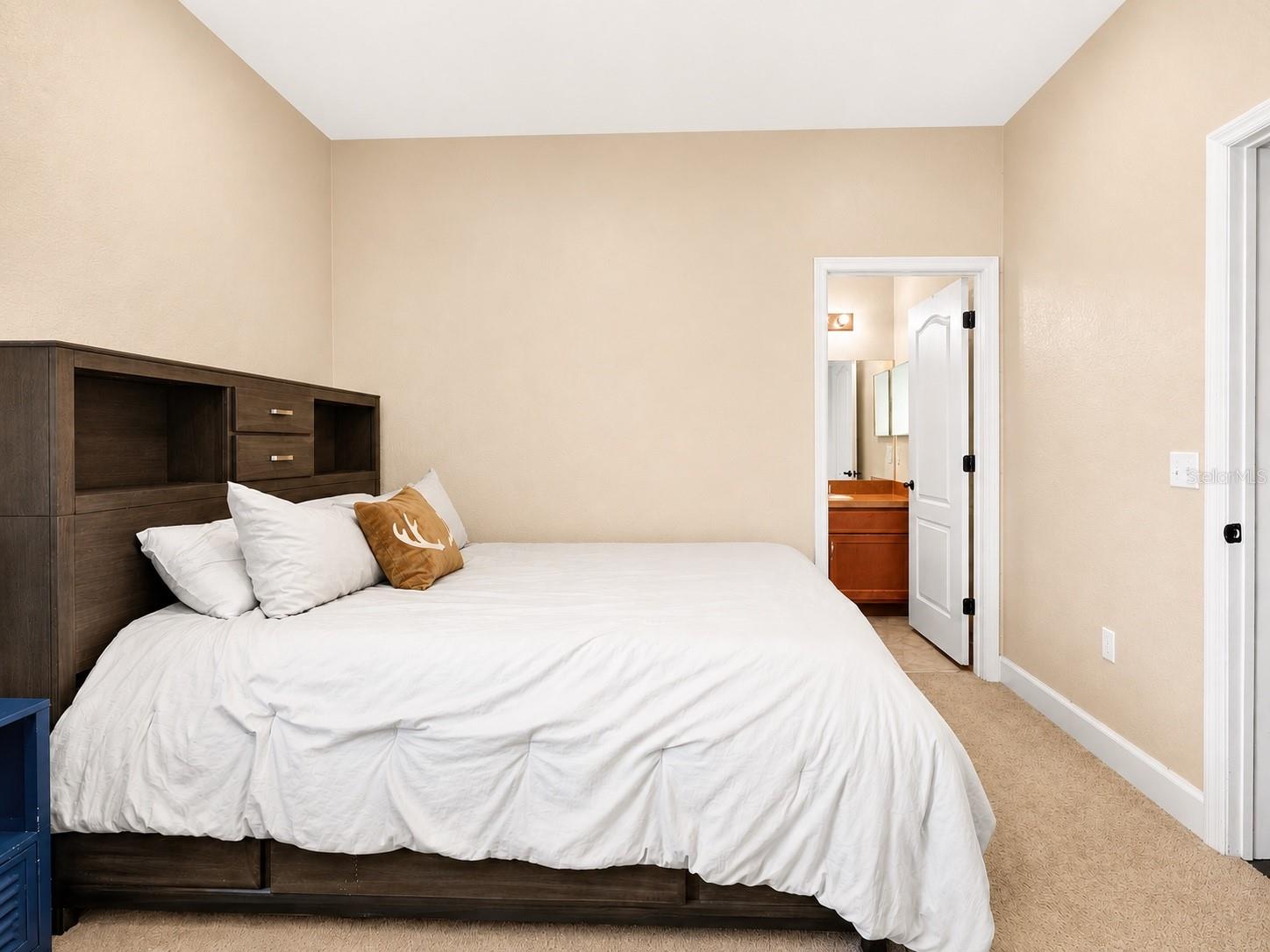 GRIFFIN LANDING - Residential