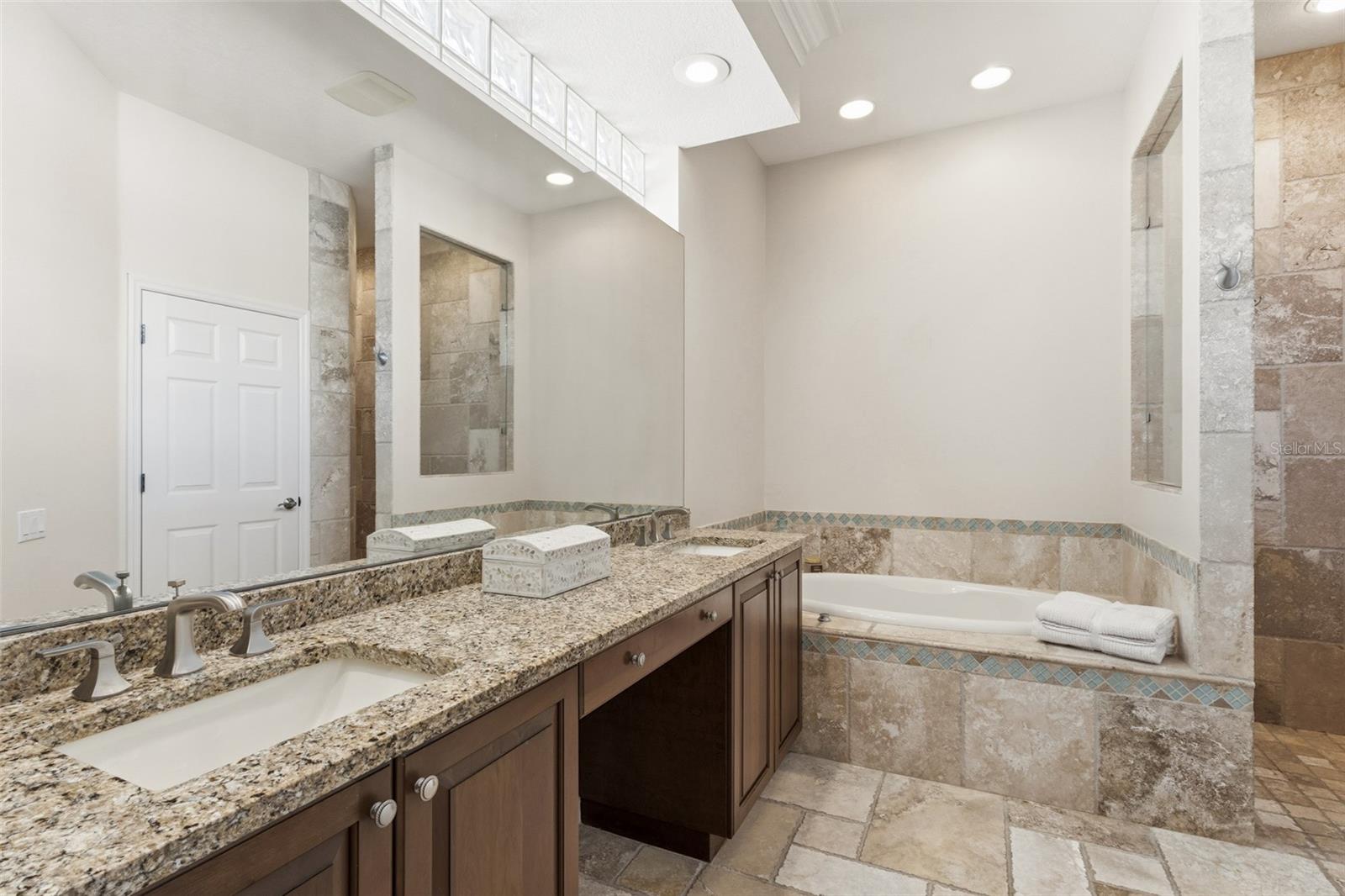 ROSEDALE HIGHLANDS SP D UNIT 2 - Residential