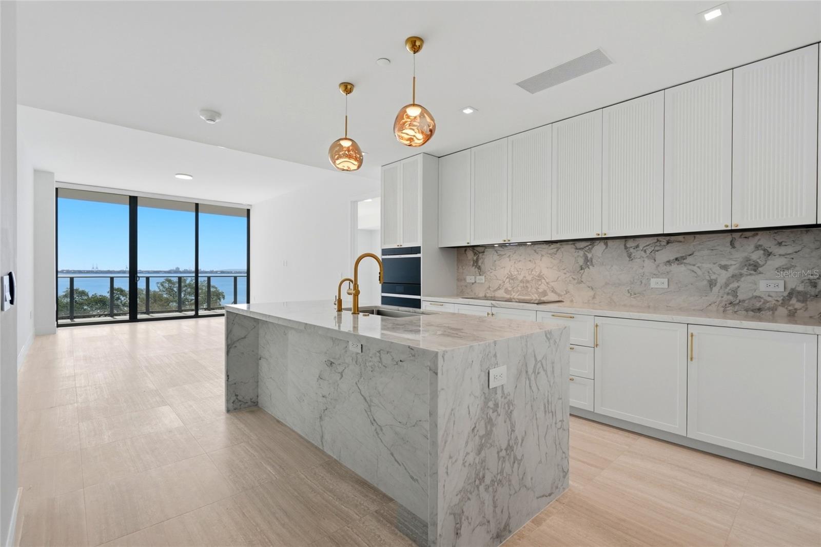 BAYSHORE YSABELLA CONDOMINIUM - Residential