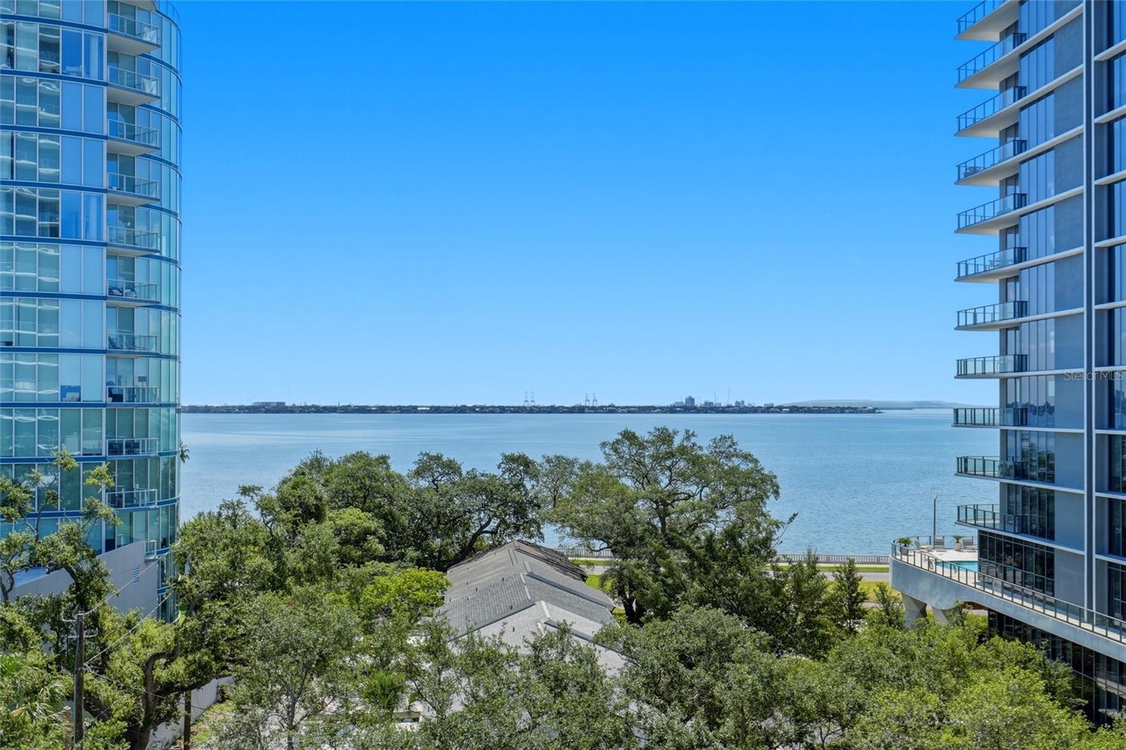 BAYSHORE YSABELLA CONDOMINIUM - Residential
