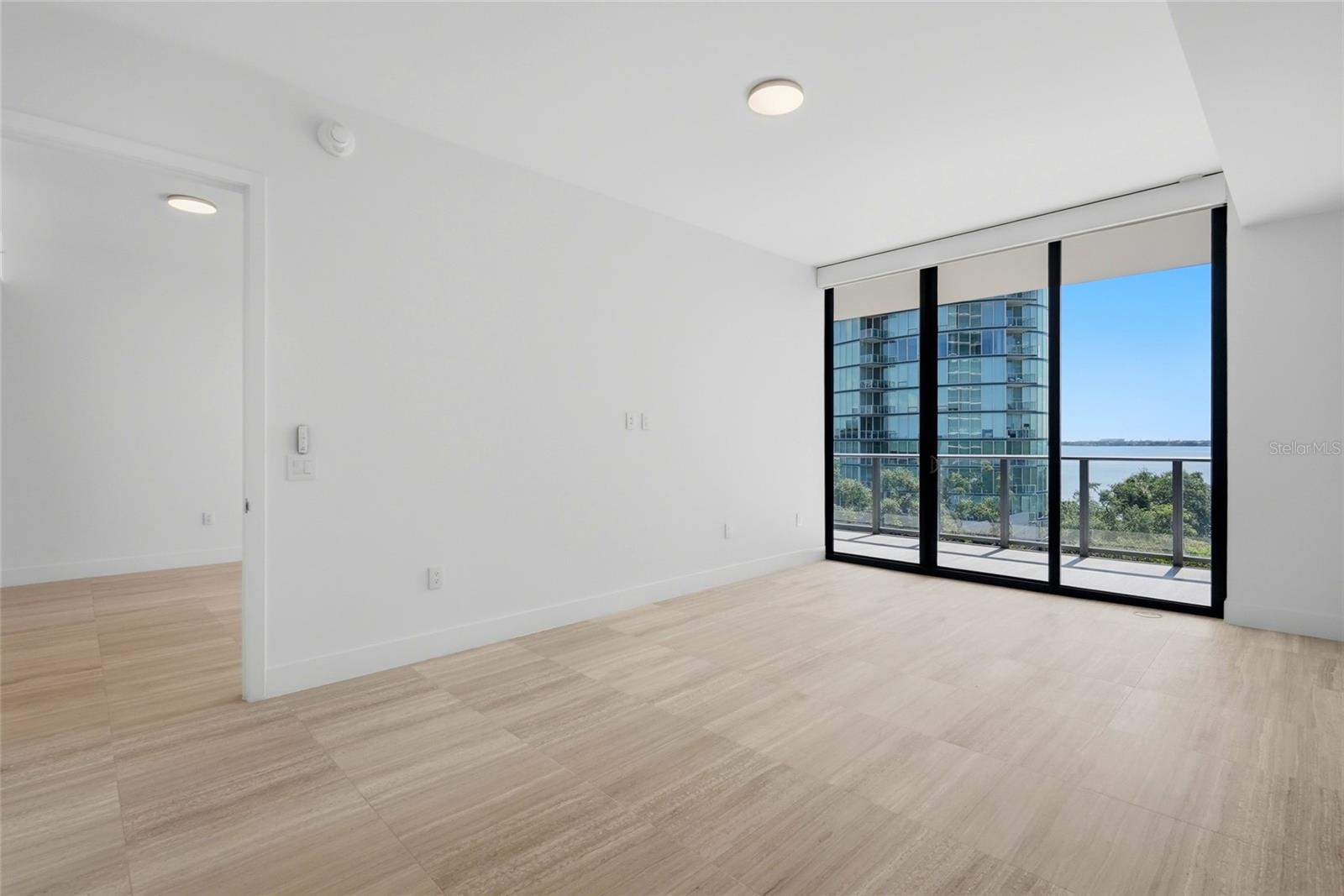 BAYSHORE YSABELLA CONDOMINIUM - Residential