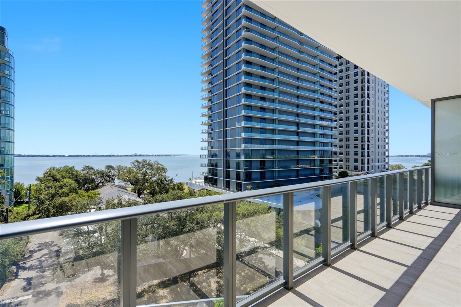 BAYSHORE YSABELLA CONDOMINIUM - Residential