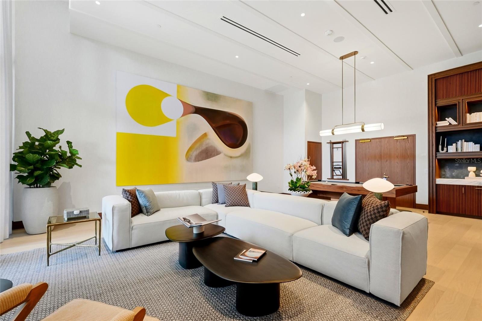 BAYSHORE YSABELLA CONDOMINIUM - Residential