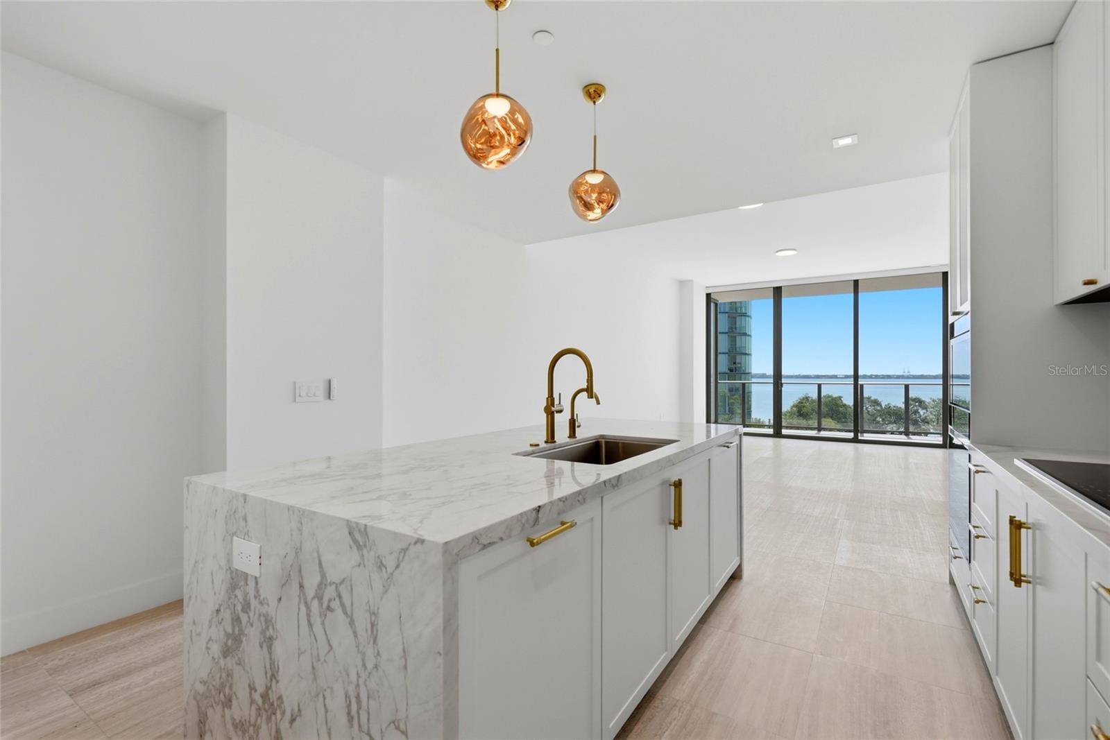 BAYSHORE YSABELLA CONDOMINIUM - Residential