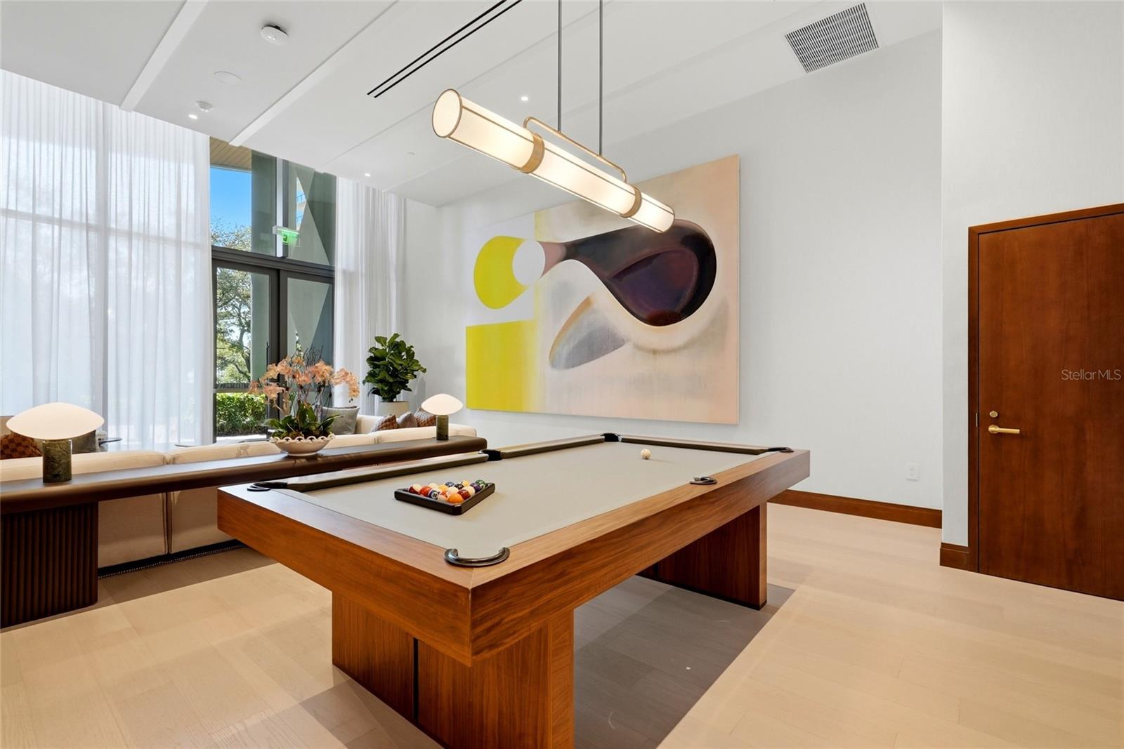 BAYSHORE YSABELLA CONDOMINIUM - Residential