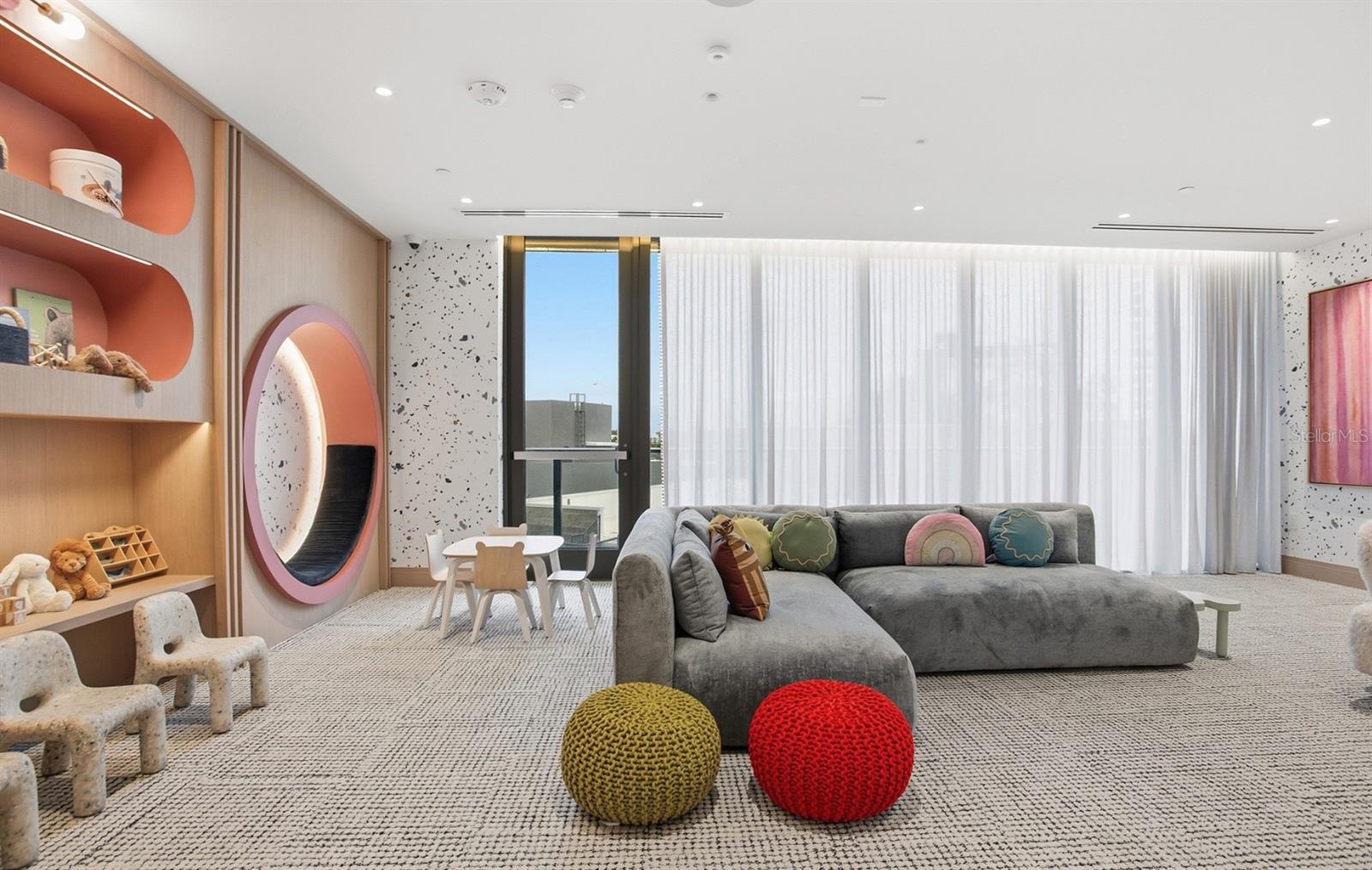 BAYSHORE YSABELLA CONDOMINIUM - Residential