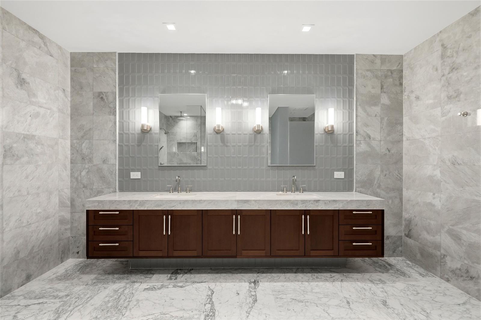 BAYSHORE YSABELLA CONDOMINIUM - Residential