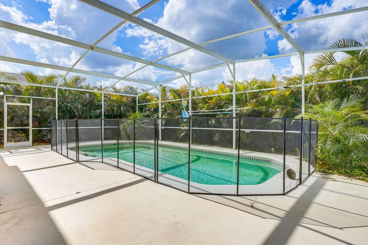LAKE DAVENPORT ESTATES - Residential