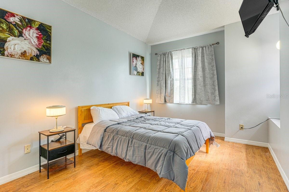 LAKE DAVENPORT ESTATES - Residential