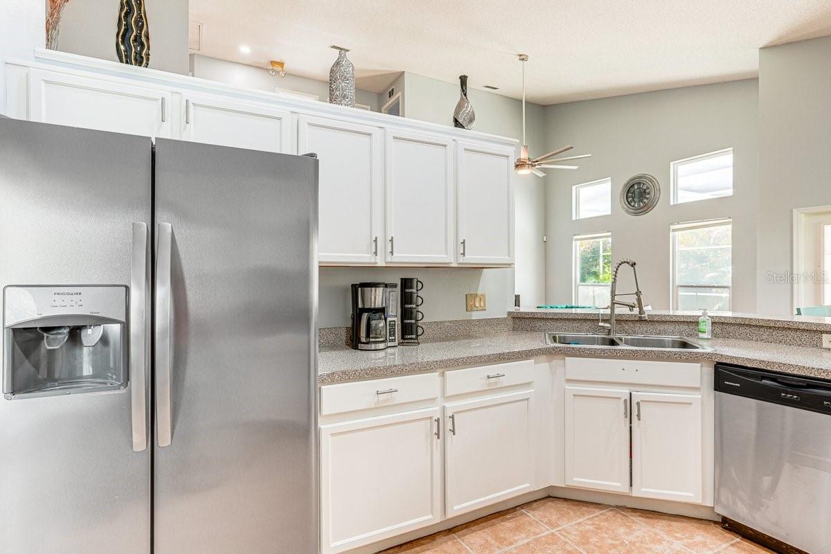 LAKE DAVENPORT ESTATES - Residential