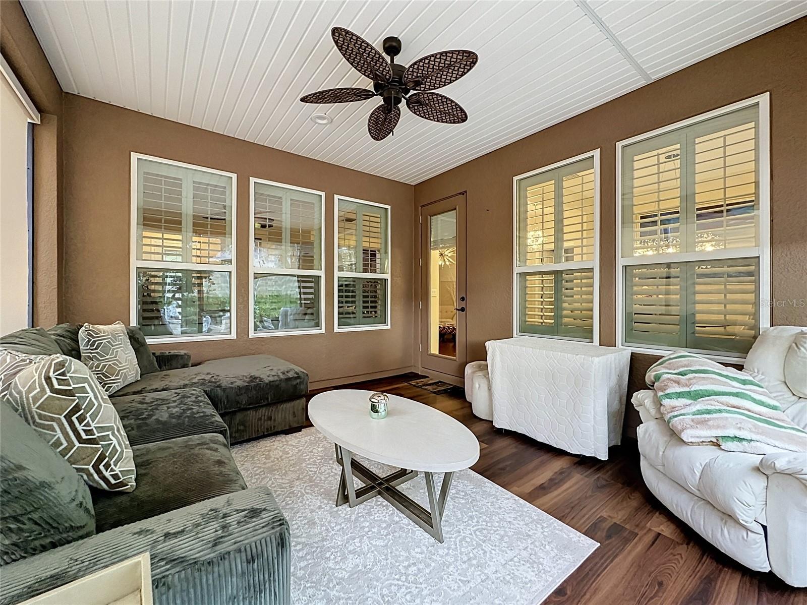 CASCADES/GROVELAND PH 4 1 - Residential