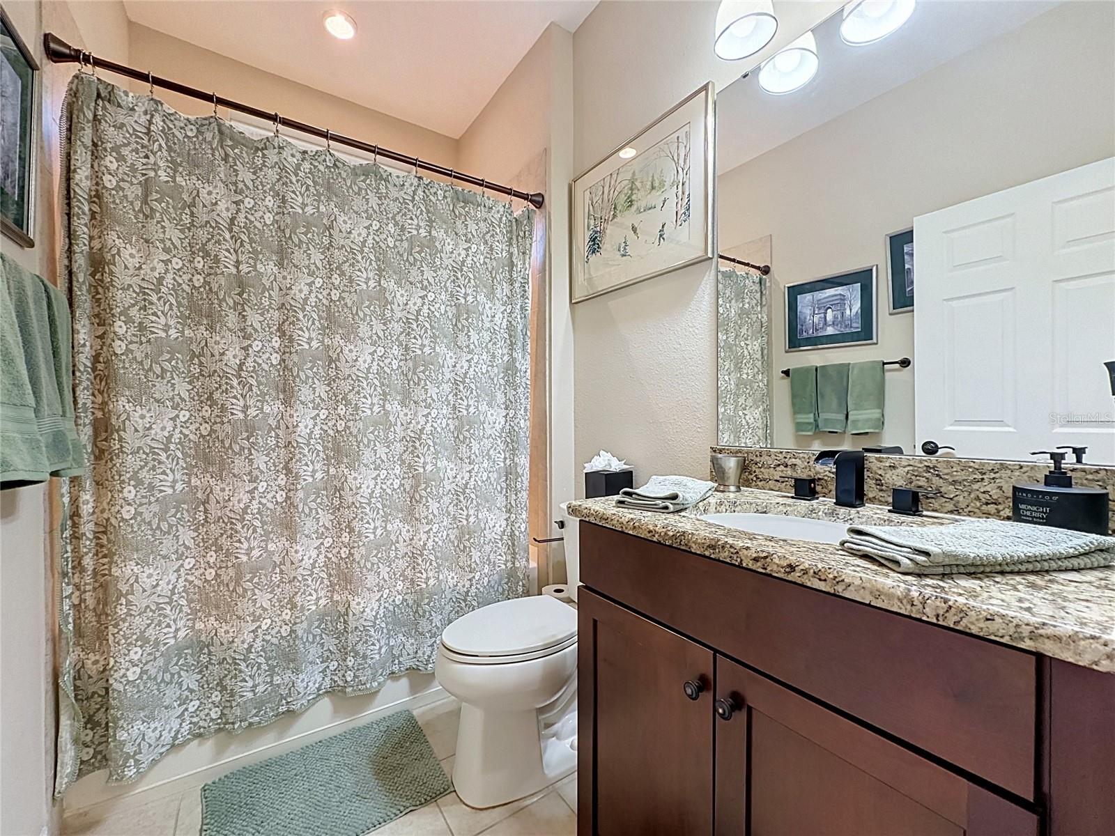 CASCADES/GROVELAND PH 4 1 - Residential