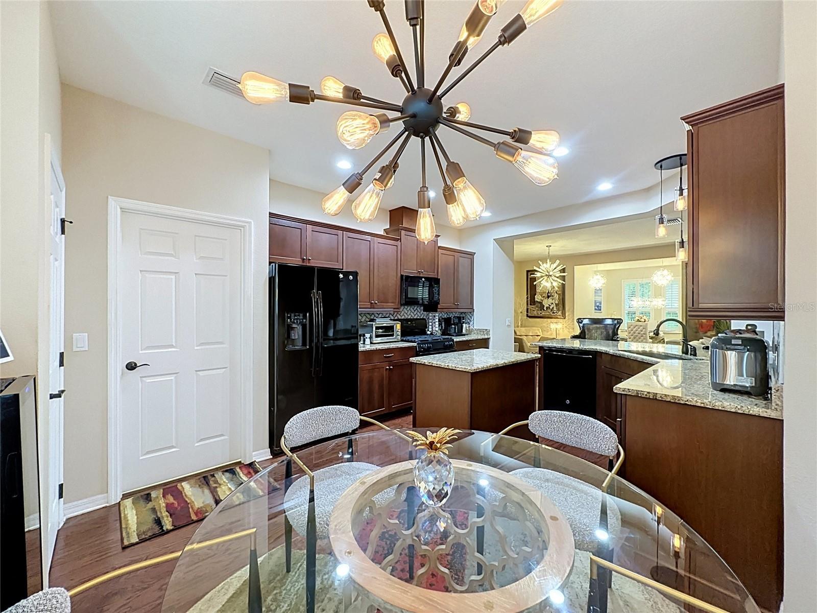 CASCADES/GROVELAND PH 4 1 - Residential