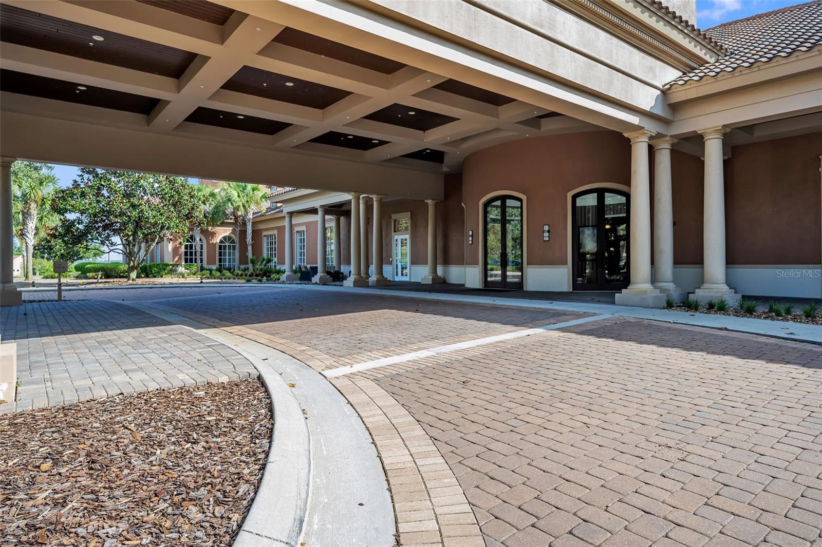 CASCADES/GROVELAND PH 4 1 - Residential