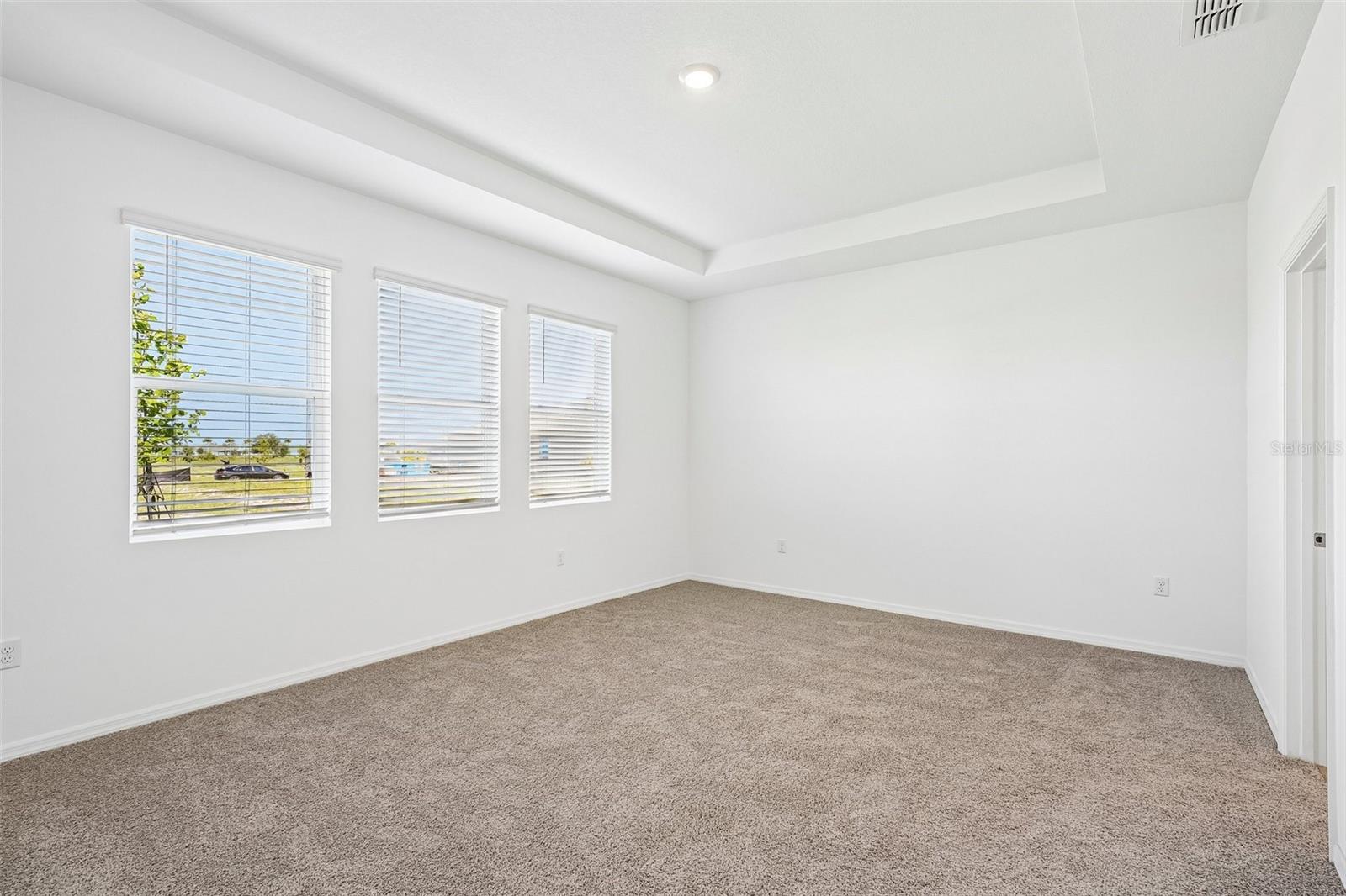 HARMONY ON LAKE ELOISE PHASE 4 - Residential