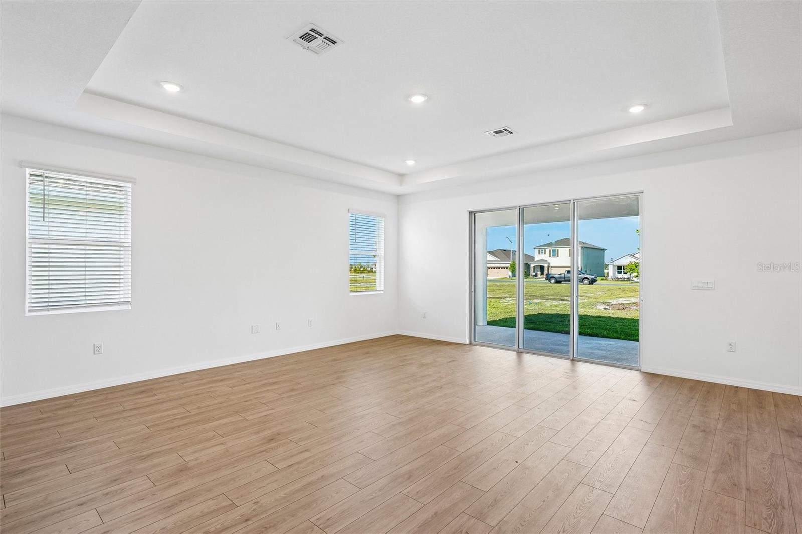 HARMONY ON LAKE ELOISE PHASE 4 - Residential