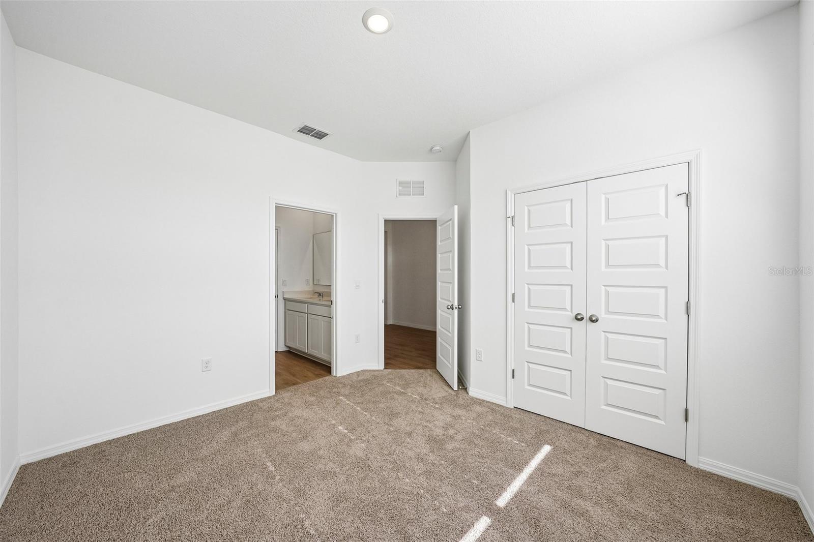 HARMONY ON LAKE ELOISE PHASE 4 - Residential