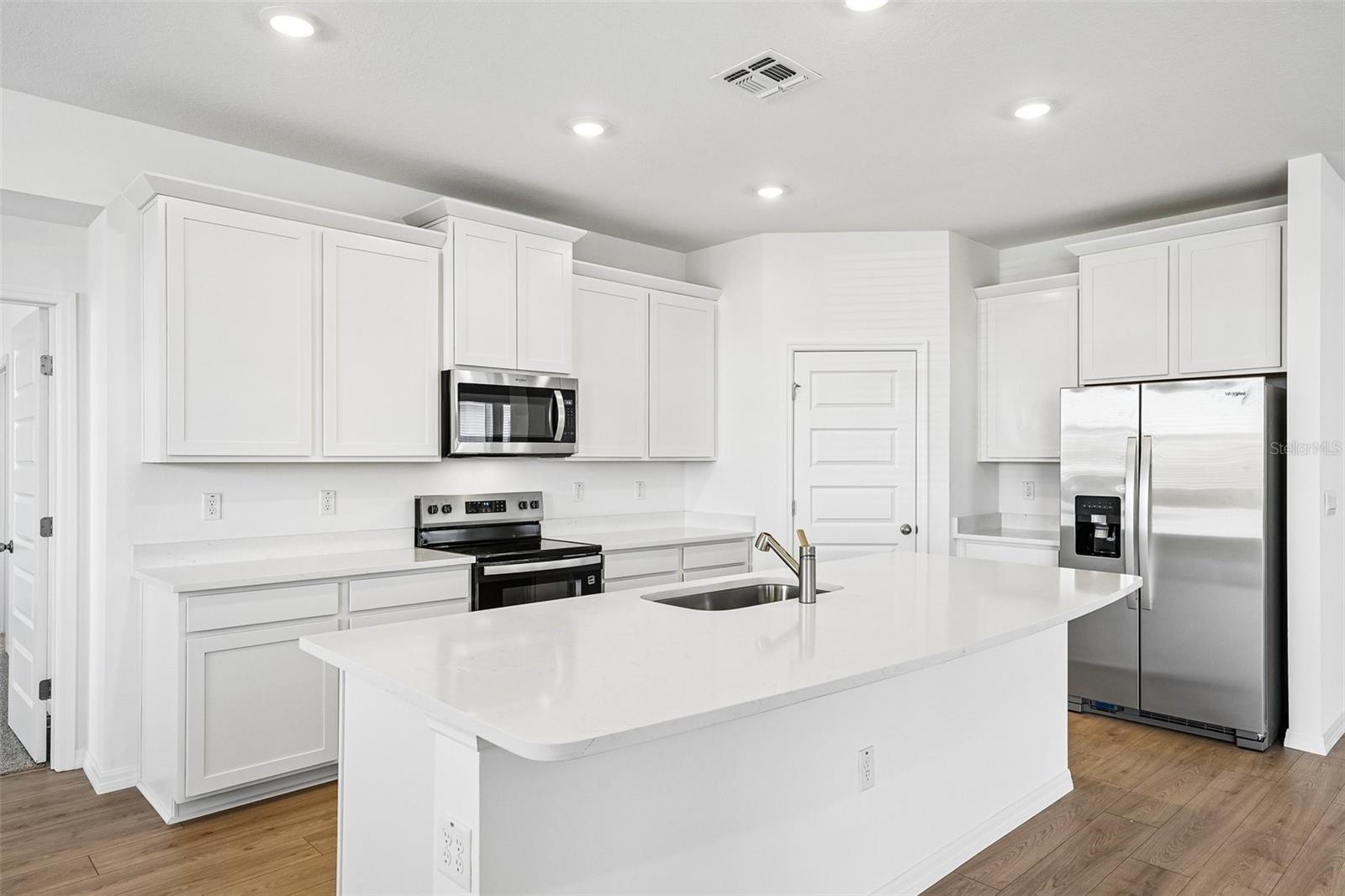 HARMONY ON LAKE ELOISE PHASE 4 - Residential