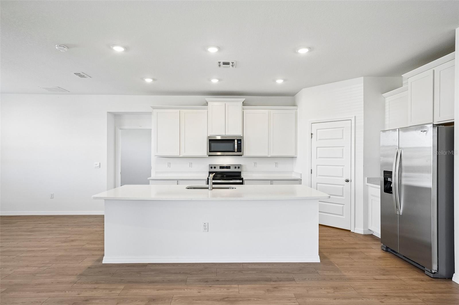 HARMONY ON LAKE ELOISE PHASE 4 - Residential