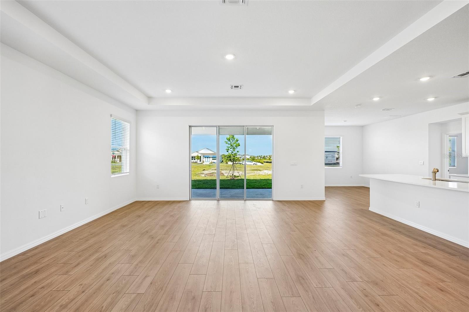 HARMONY ON LAKE ELOISE PHASE 4 - Residential