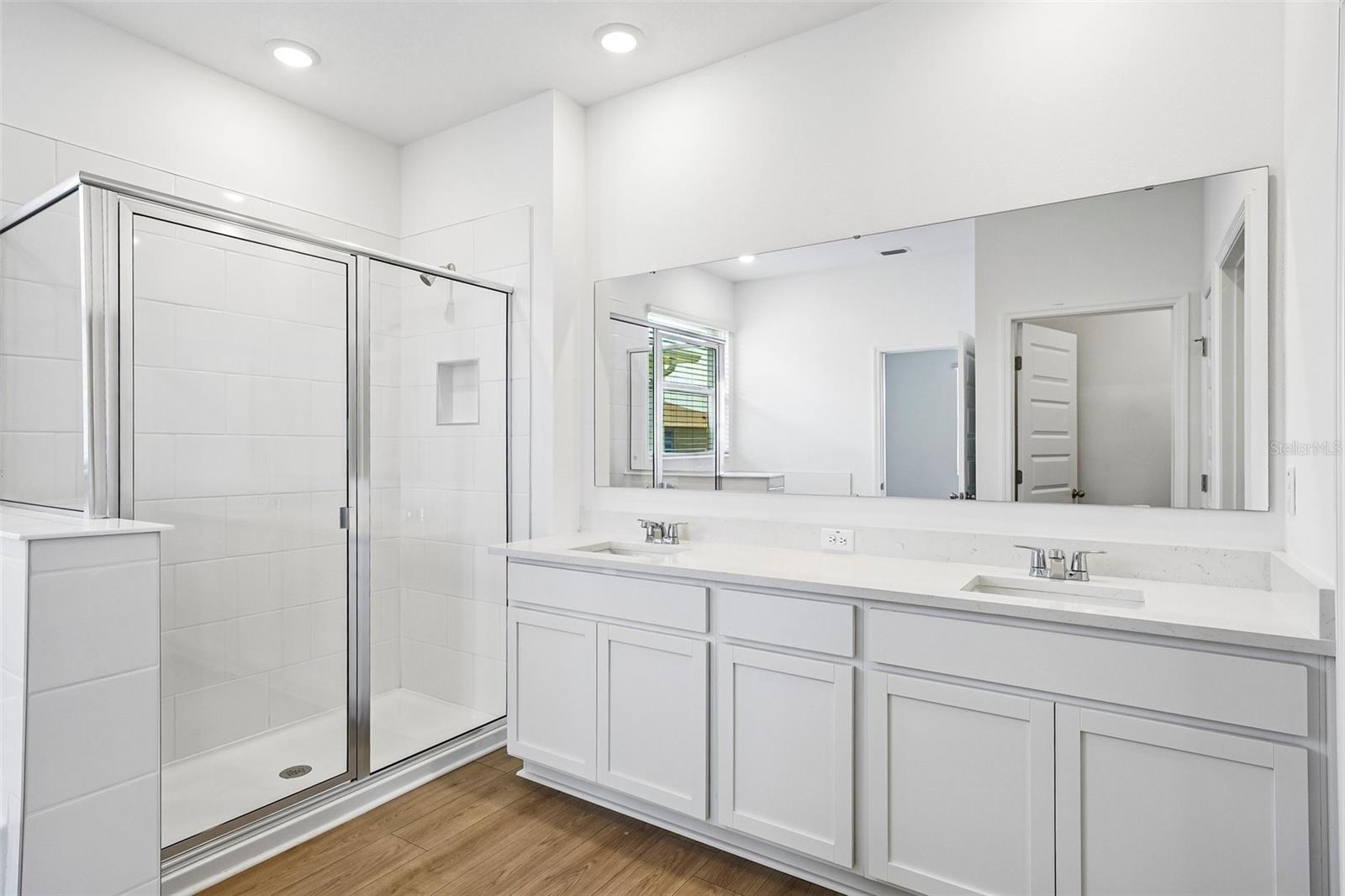 HARMONY ON LAKE ELOISE PHASE 4 - Residential