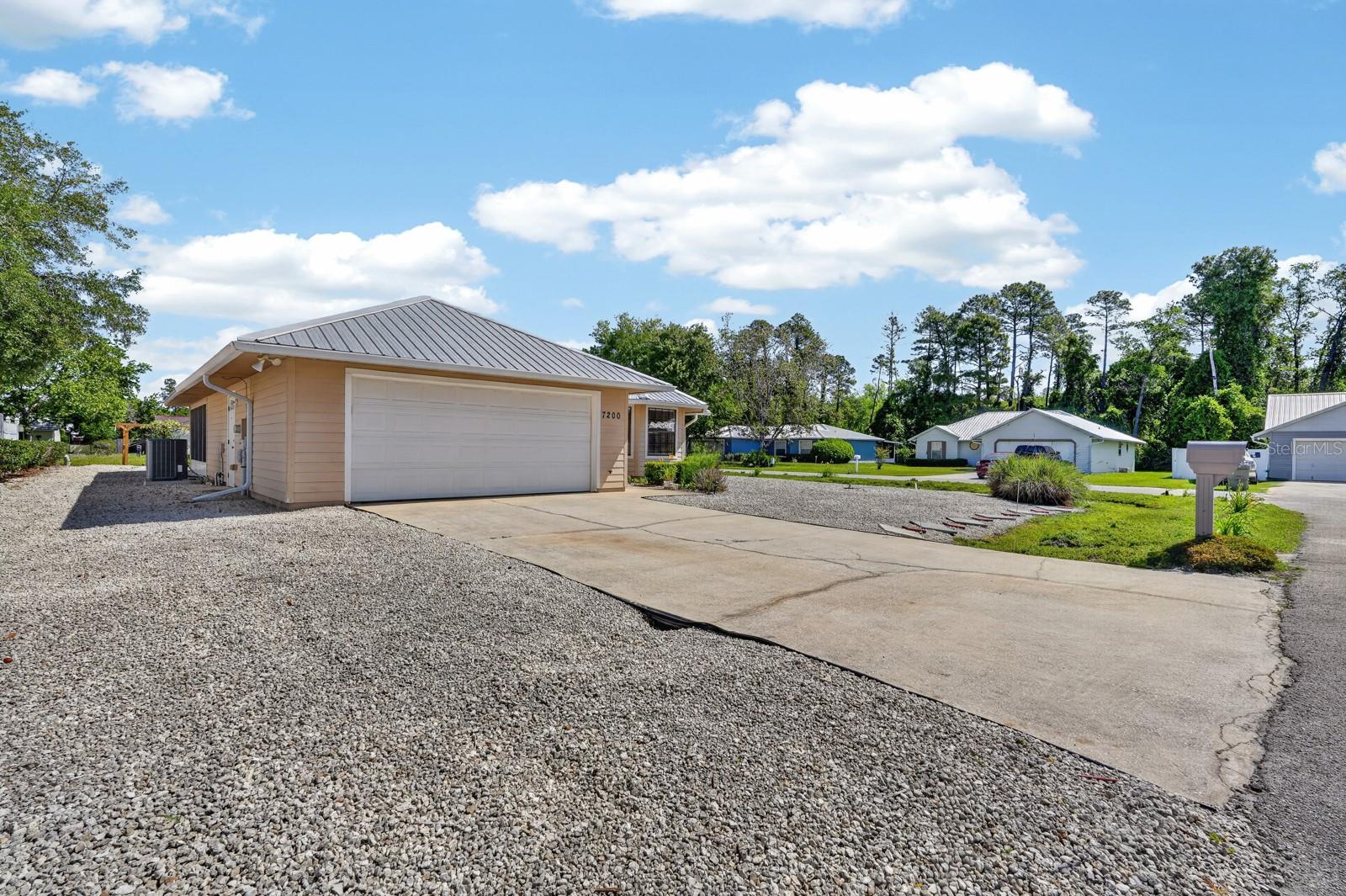 TIERRA WOODS - Residential