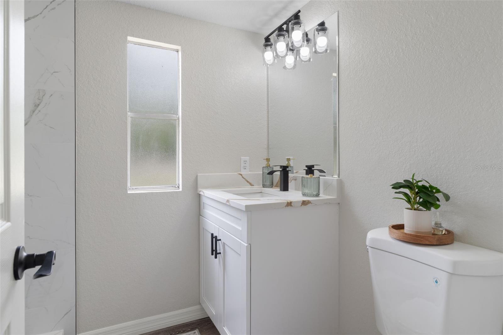 HOLIDAY ACRES UNIT 01 - Residential
