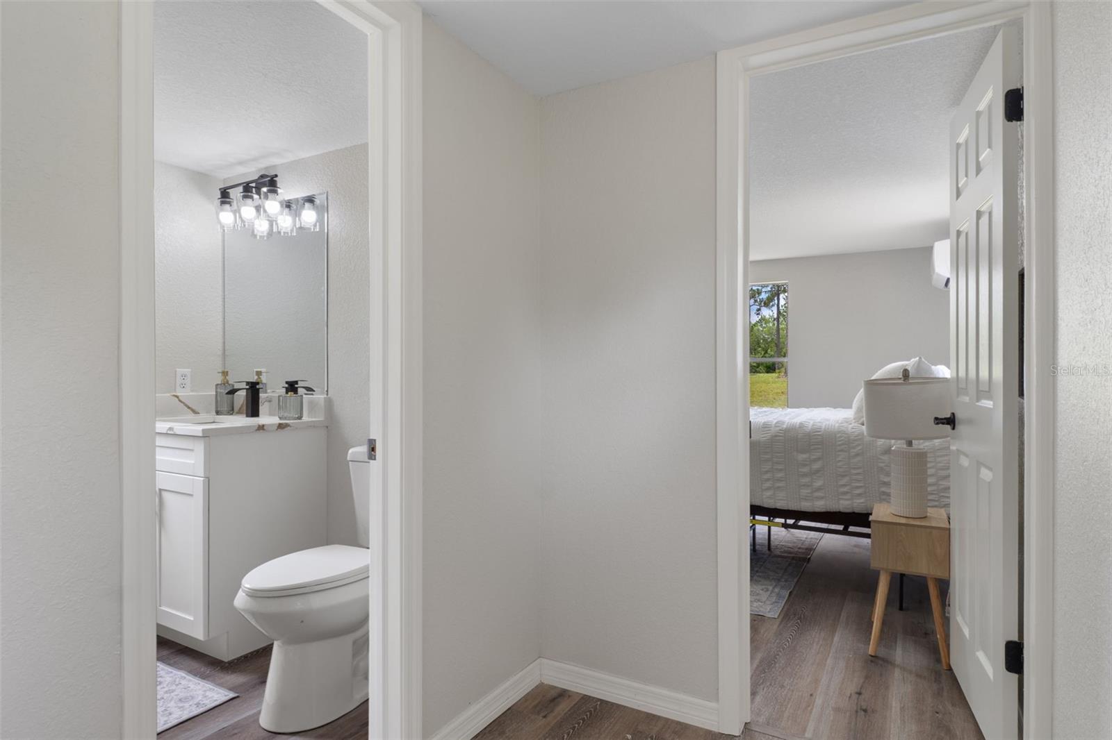 HOLIDAY ACRES UNIT 01 - Residential