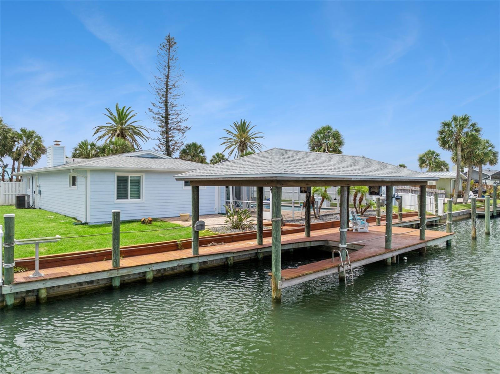 YACHT HAVEN - Residential