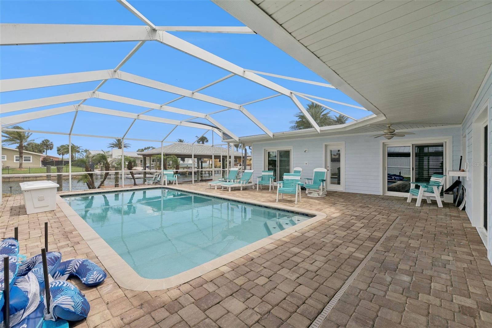 YACHT HAVEN - Residential