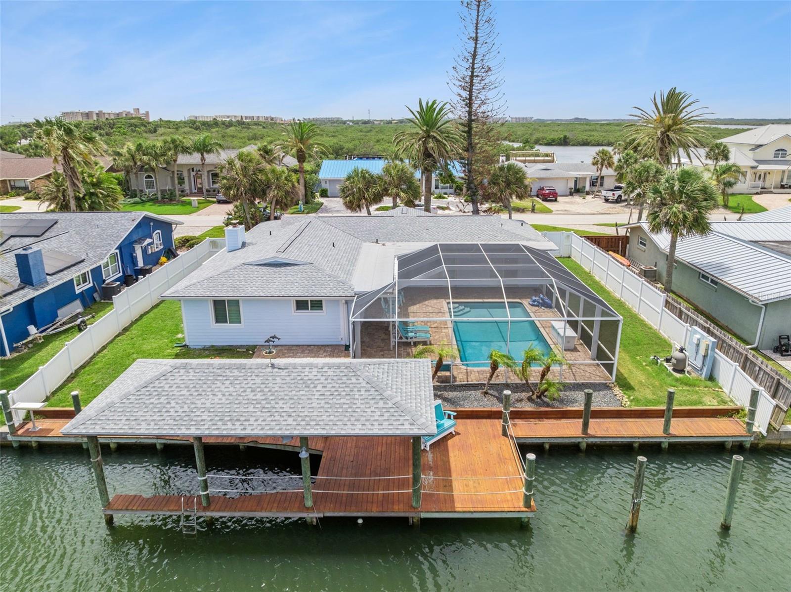 YACHT HAVEN - Residential