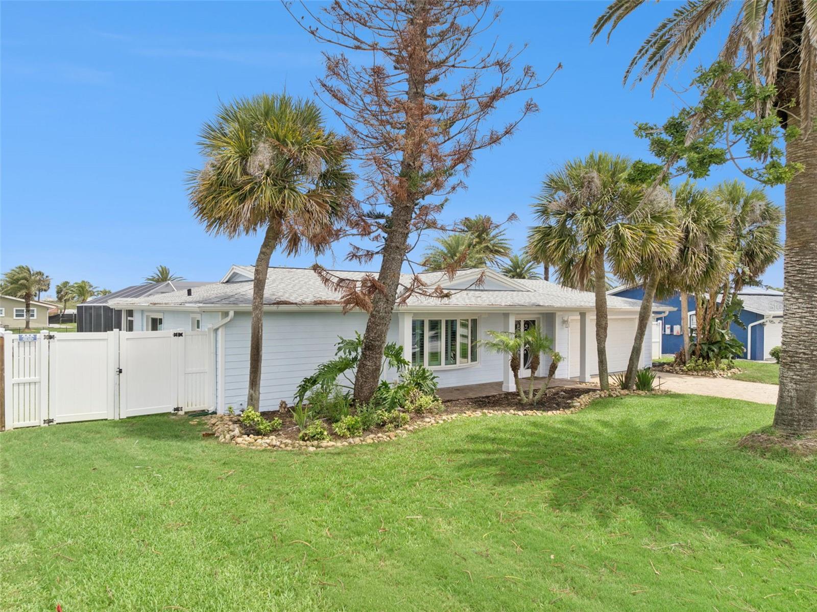 YACHT HAVEN - Residential