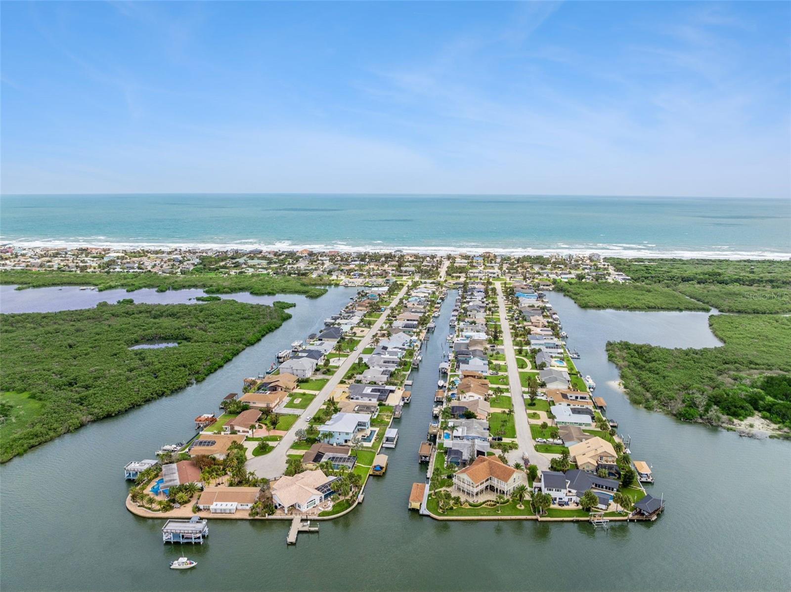 YACHT HAVEN - Residential