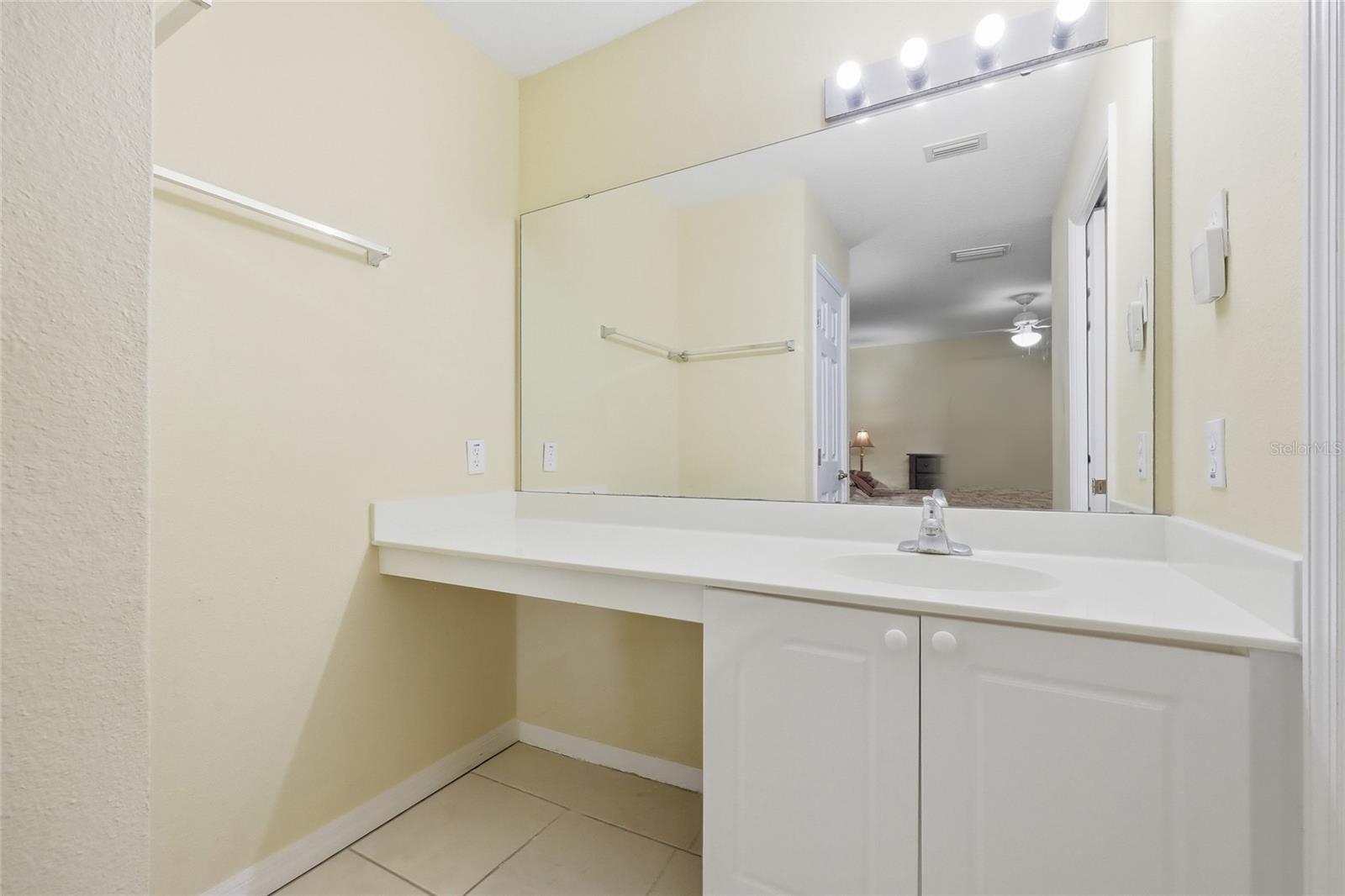 CLUB CORTILE CONDO PH 7 - Residential