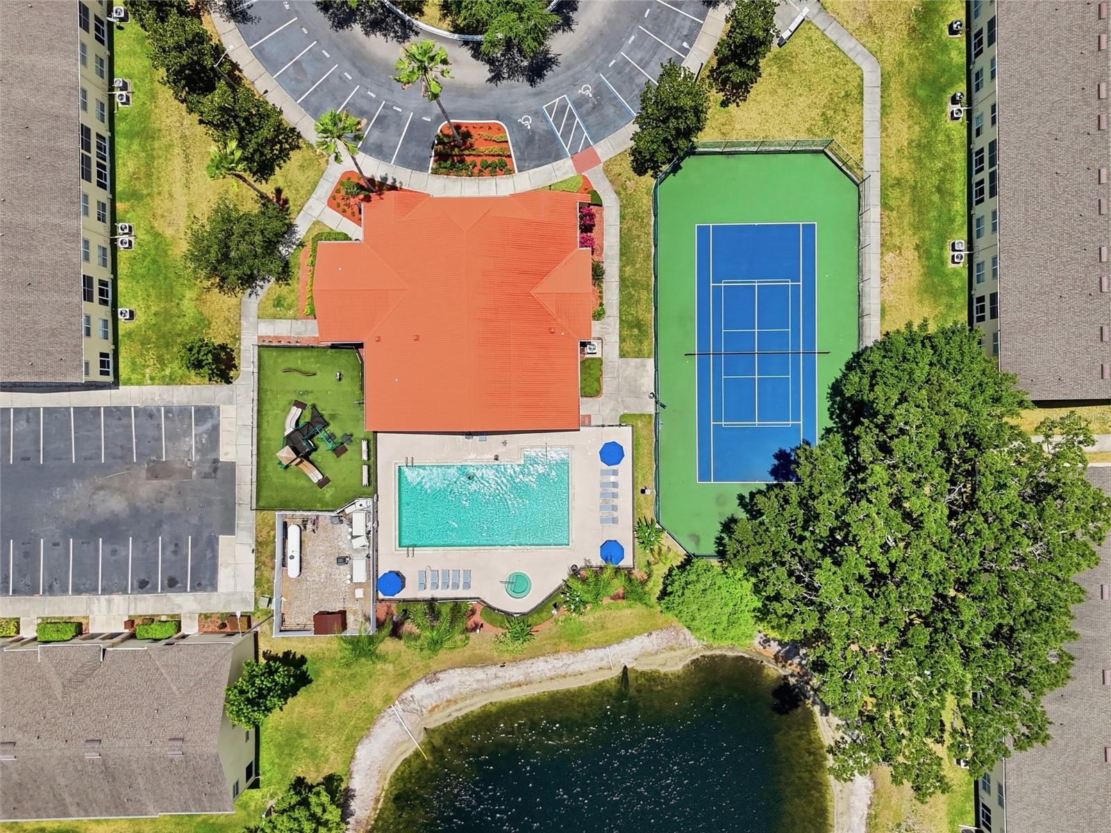 CLUB CORTILE CONDO PH 7 - Residential