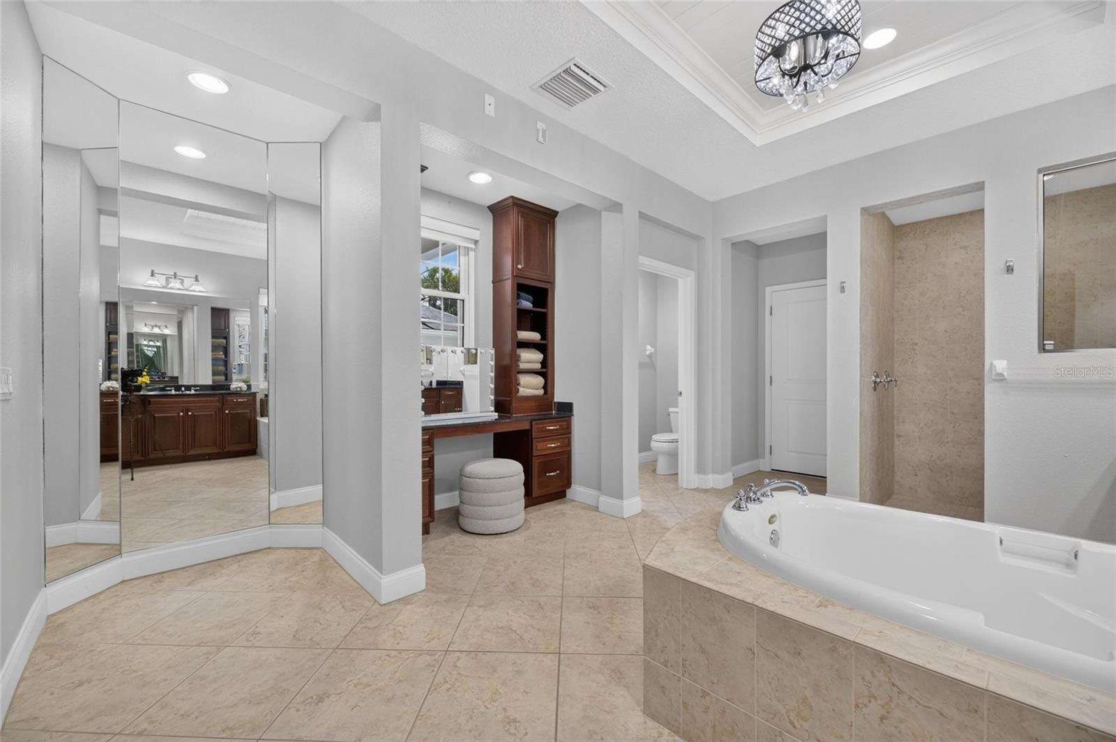 MIRABAY PH 3B-2 - Residential