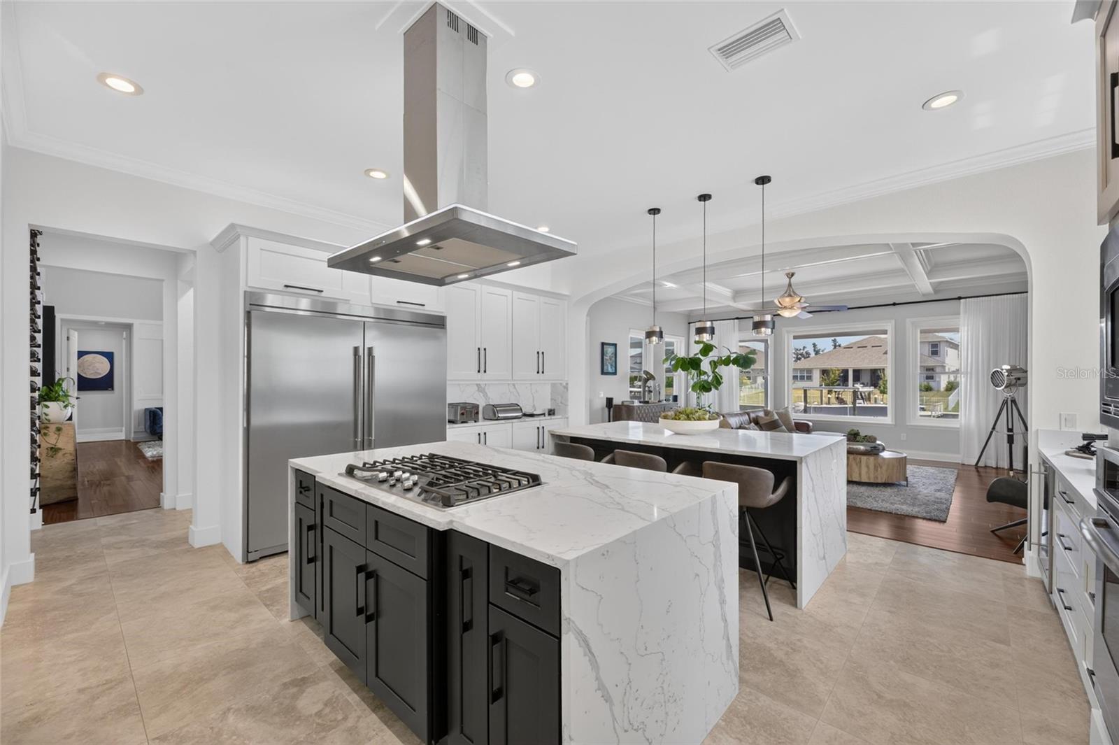 MIRABAY PH 3B-2 - Residential