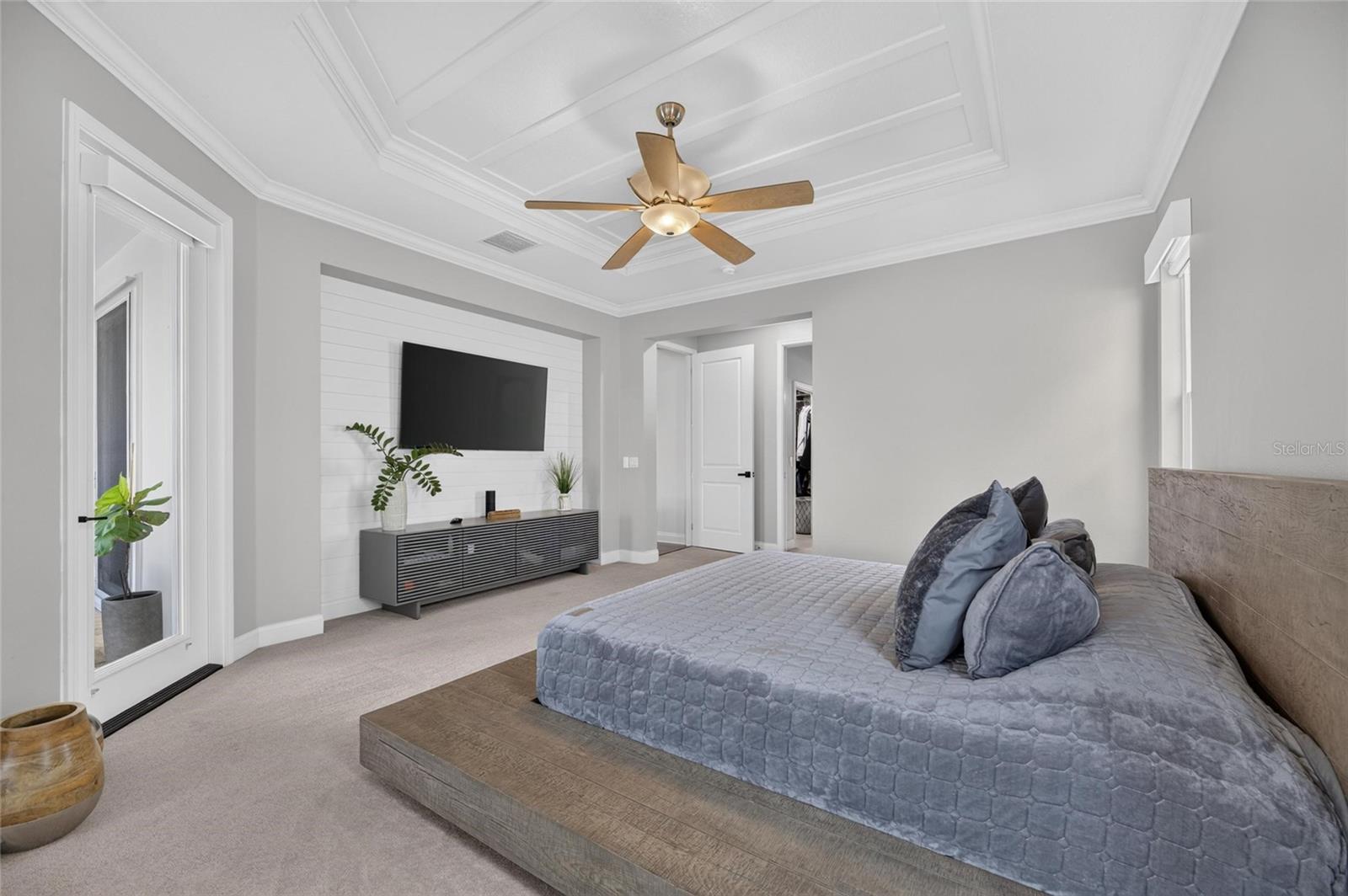 MIRABAY PH 3B-2 - Residential