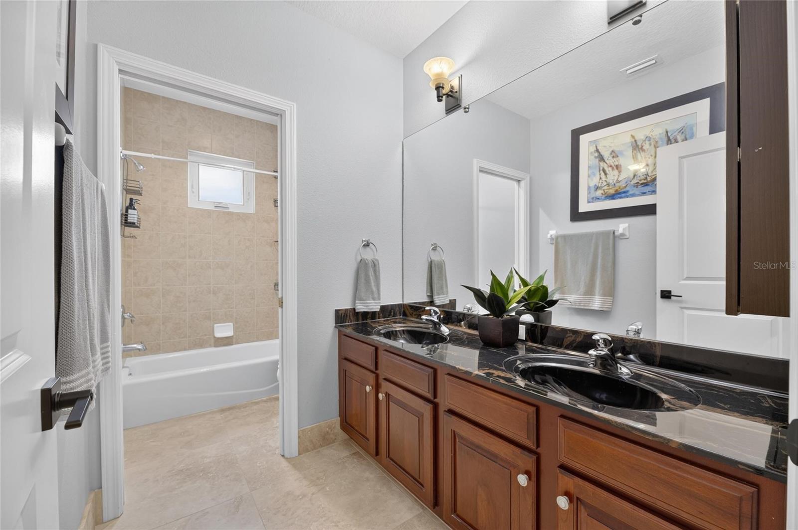 MIRABAY PH 3B-2 - Residential