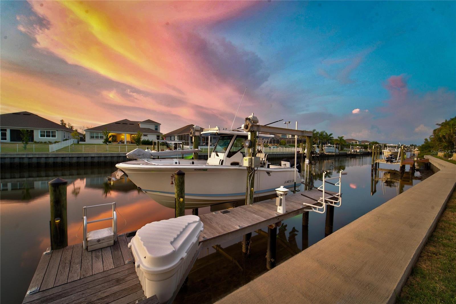 MIRABAY PH 3B-2 - Residential