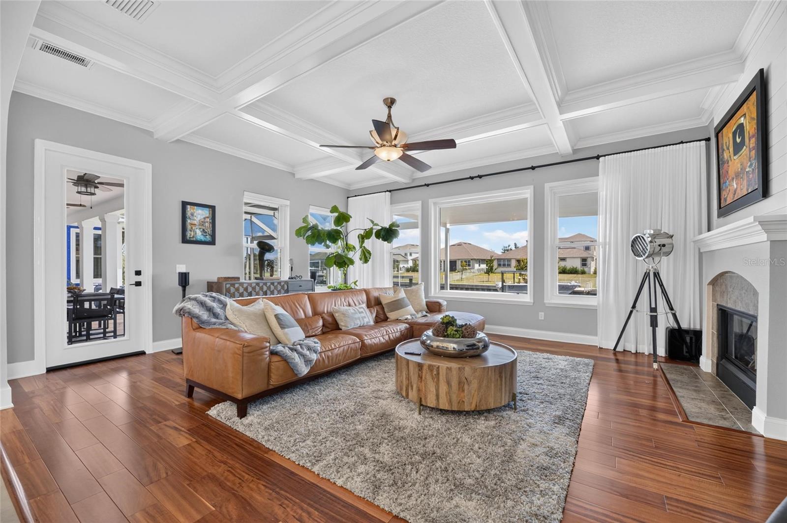 MIRABAY PH 3B-2 - Residential