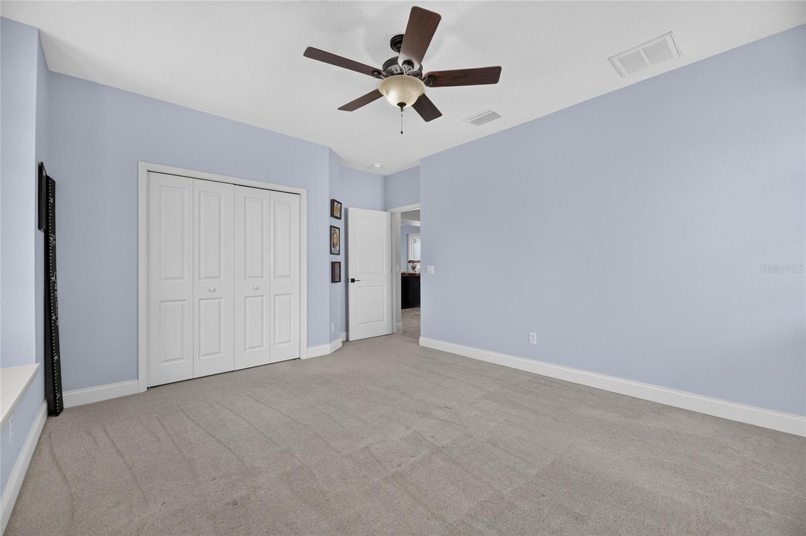 MIRABAY PH 3B-2 - Residential