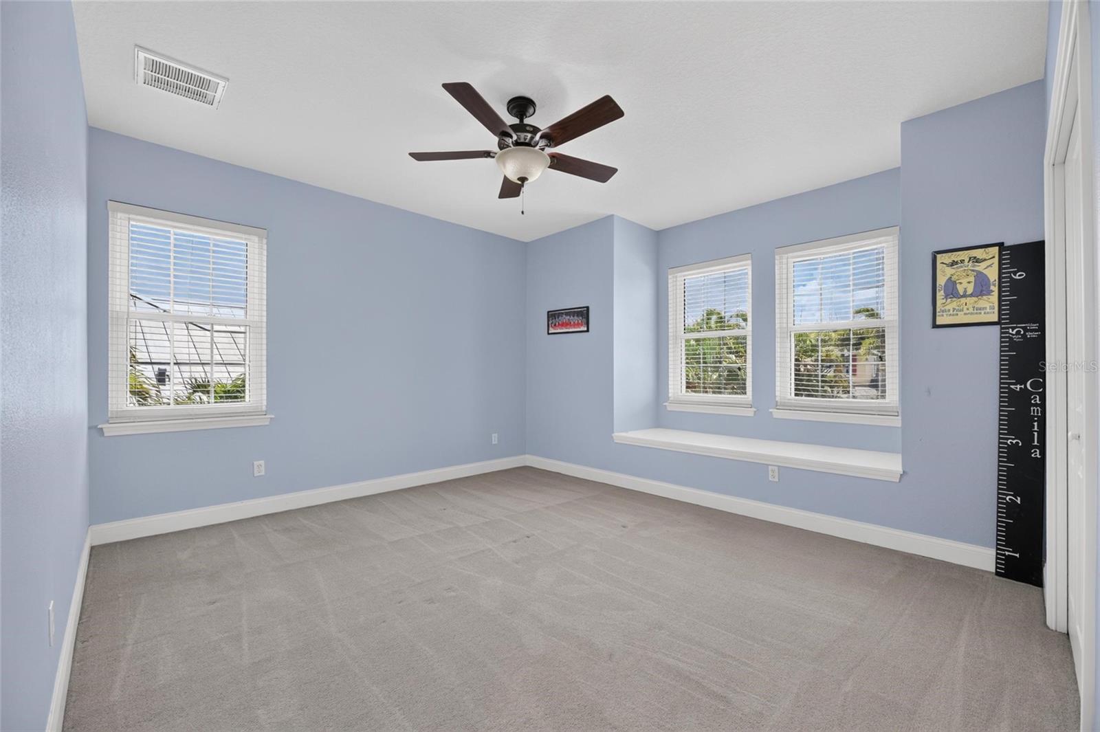 MIRABAY PH 3B-2 - Residential